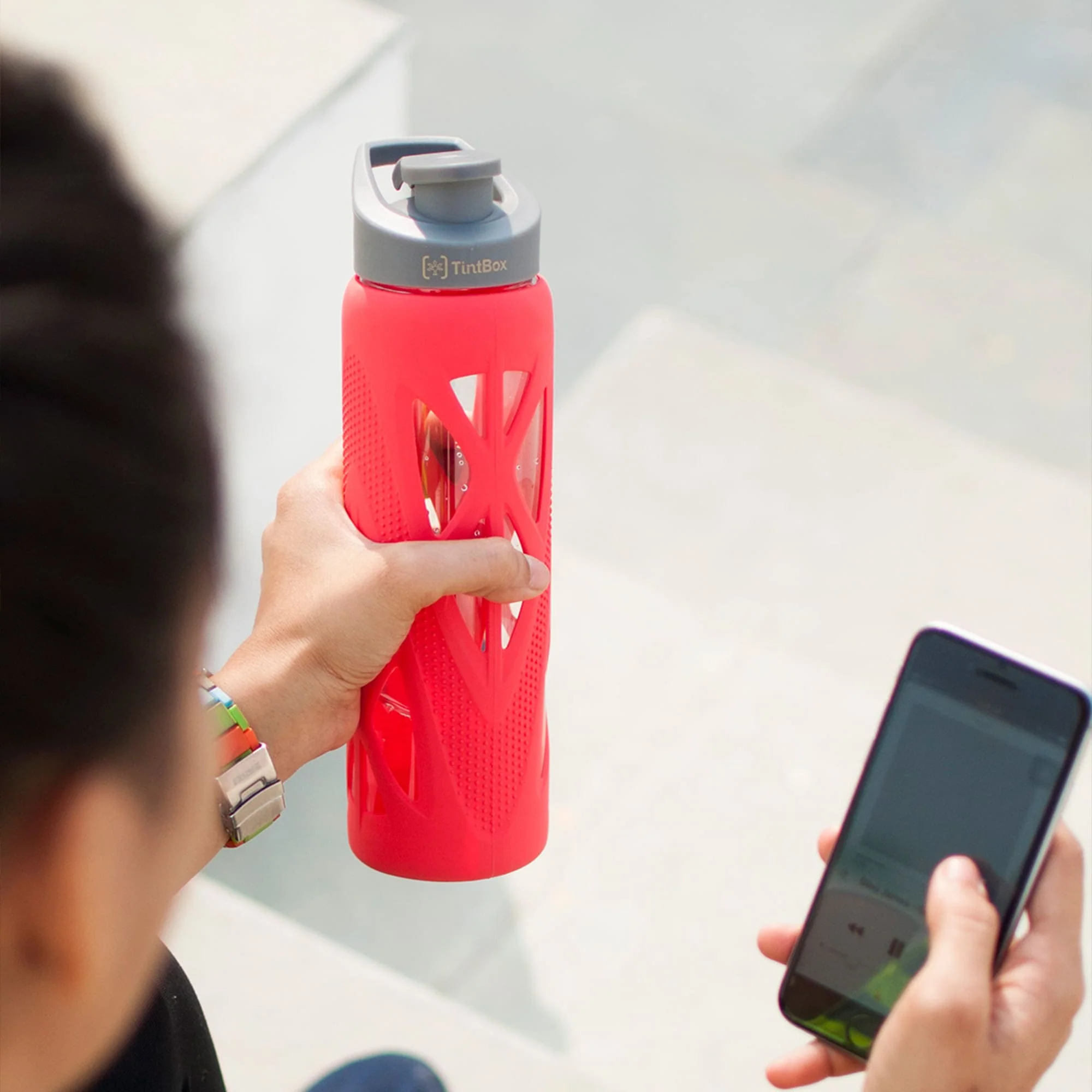 Borosilicate glass water bottle with cover (Silicone Sleeve) 750ml for Fridge, Office, Gym & Home - Image 42